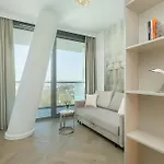 Waveview Premium Apartment, 9th Floor Apartment *