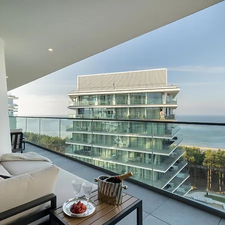 Waveview Premium Apartment, 9th Floor 公寓