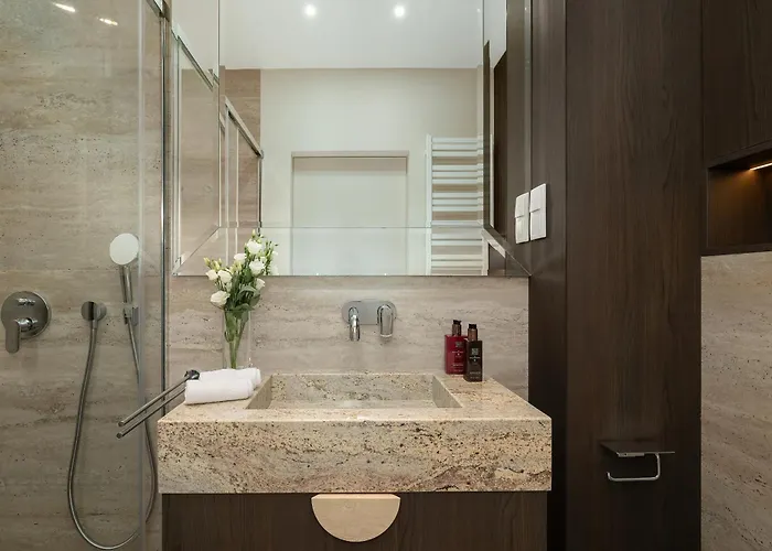 Waveview Premium Apartment, 9th Floor *