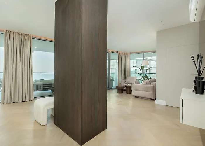 Waveview Premium Apartment, 9th Floor Apartment *